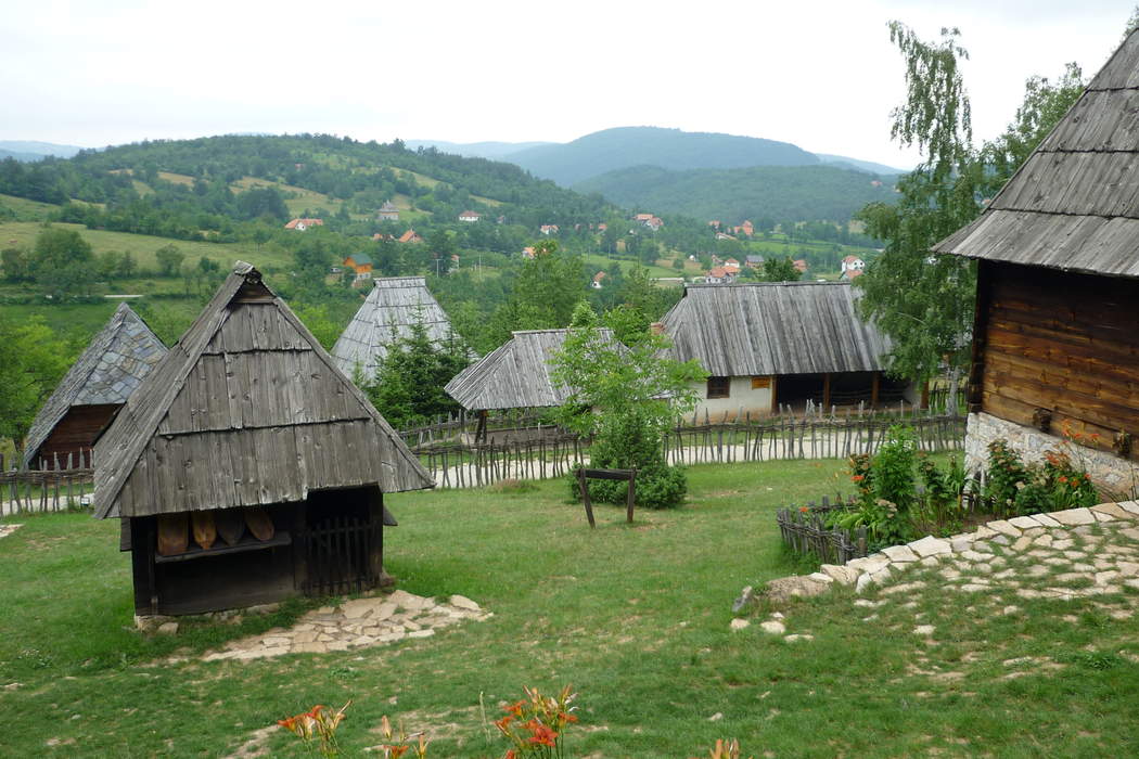 Sirogojno: Village in Serbia