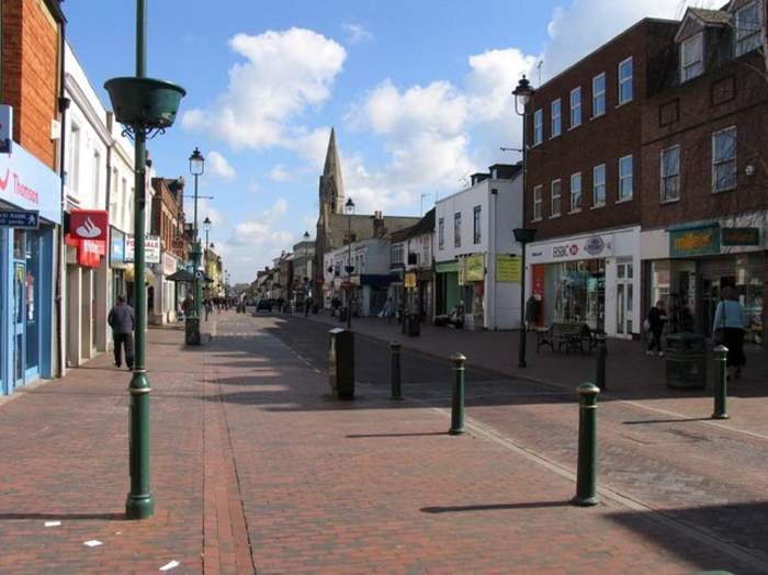Sittingbourne: Town in Kent, England