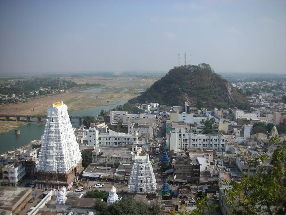 Srikalahasteeswara temple: Shiva temple in Tirupati, India