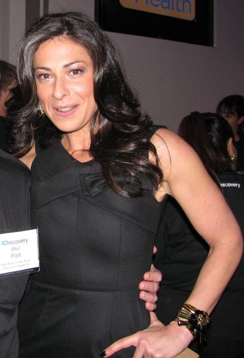 Stacy London: Television host and author from the United States