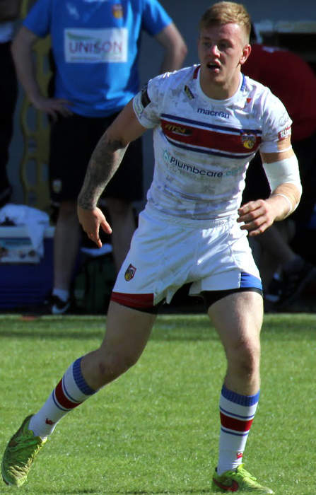 Tom Johnstone: England international rugby league player (born 1995)