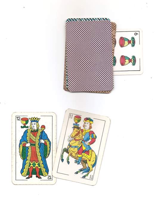 Trump (card games): Playing card with an elevated rank