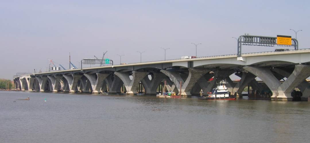 Woodrow Wilson Bridge: Bascule bridge over the Potomac River