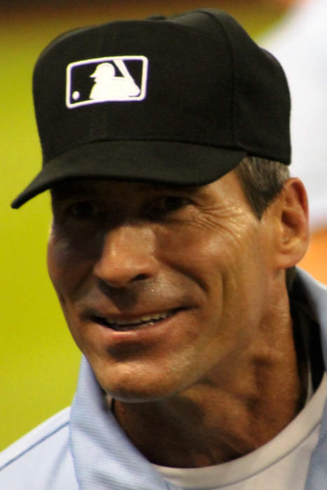 Ángel Hernández (umpire): Cuban baseball umpire (born 1961)